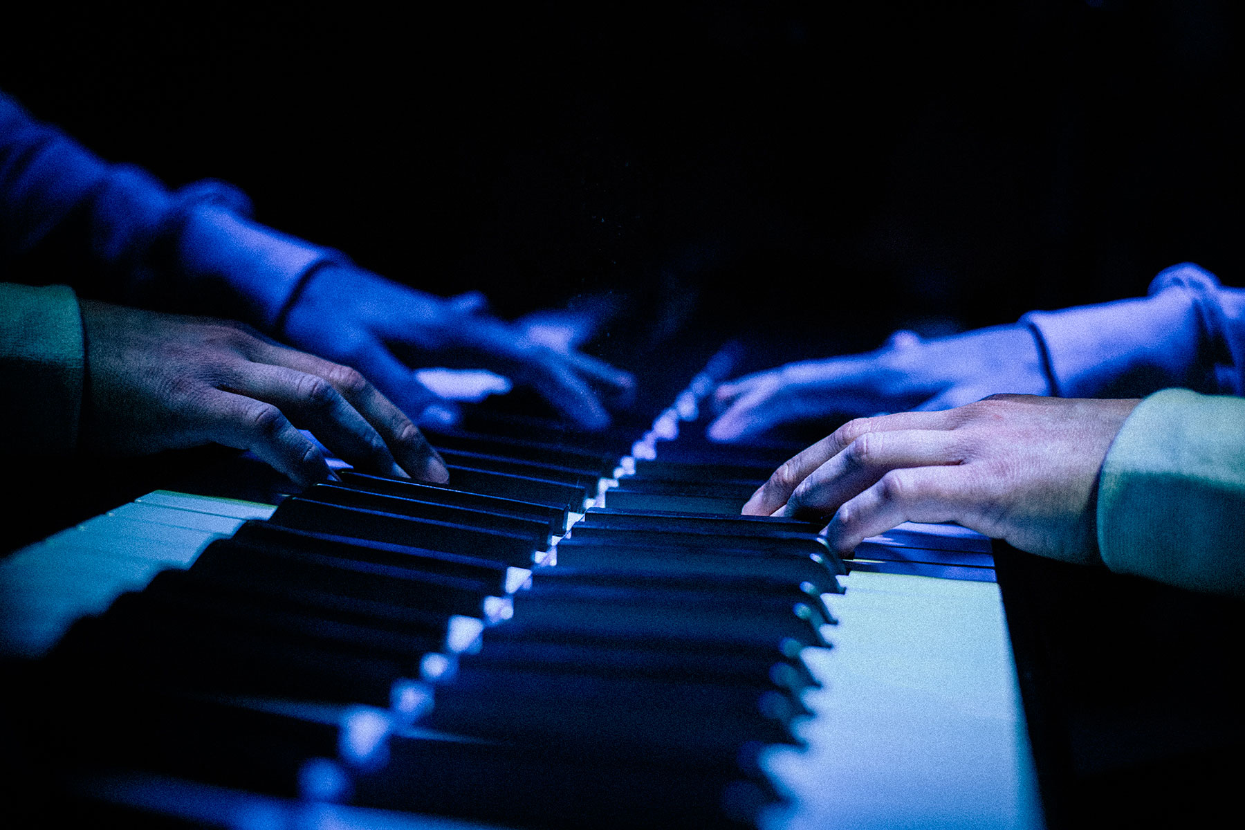 Picture from FROST festival 2013. Martin Ryum premiering his interpretations of Inger Christensen poems, at an intimate concert at Copenhagen Piano