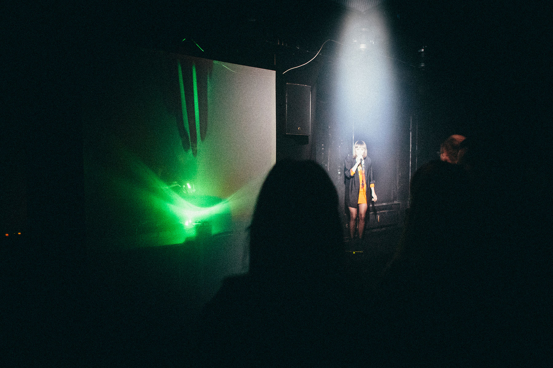 Picture from FROST festival 2013. Rangleklods playing a show in complete darkness, Rangleklods in the dark. At Caféteatret.