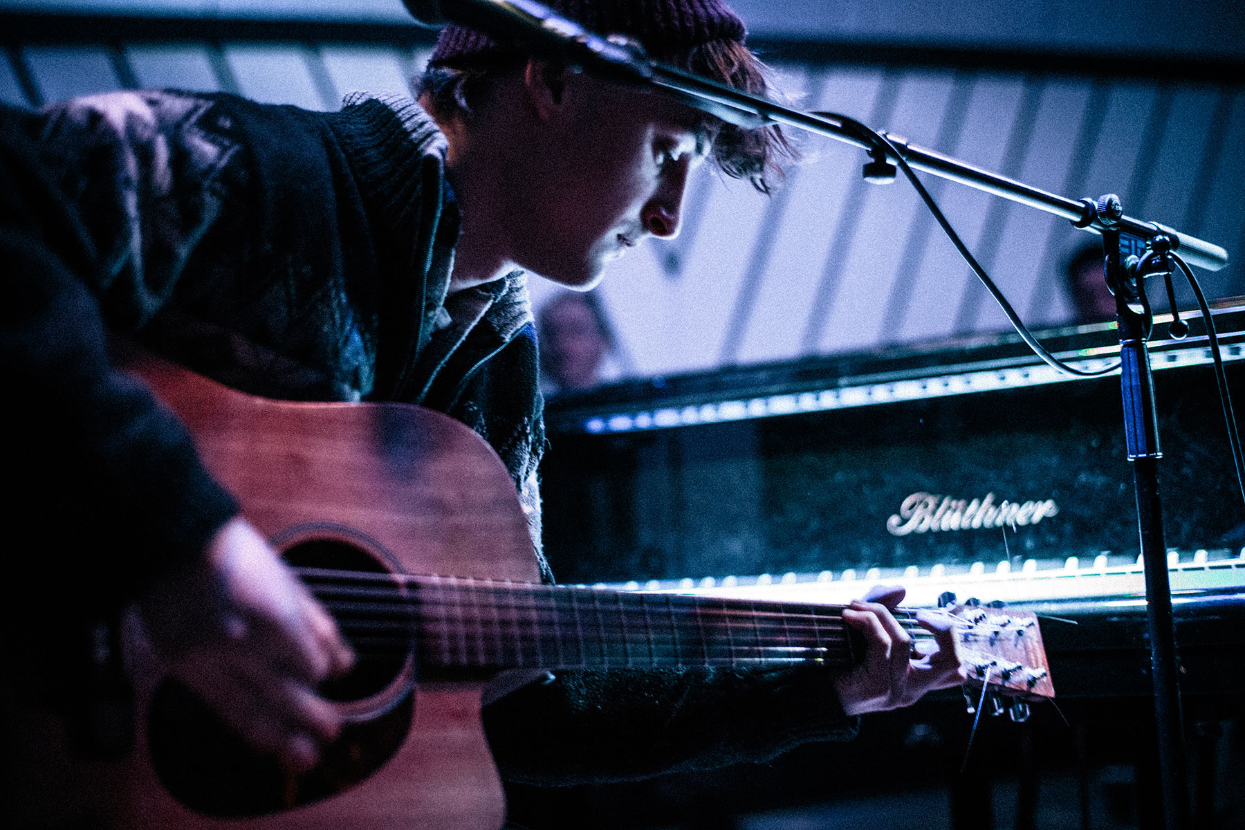 Picture from FROST festival 2013. Jacob Bellens playing a intimate solo show at Copenhagen Piano. Schultz and Forever warmed up, also with a solo show.